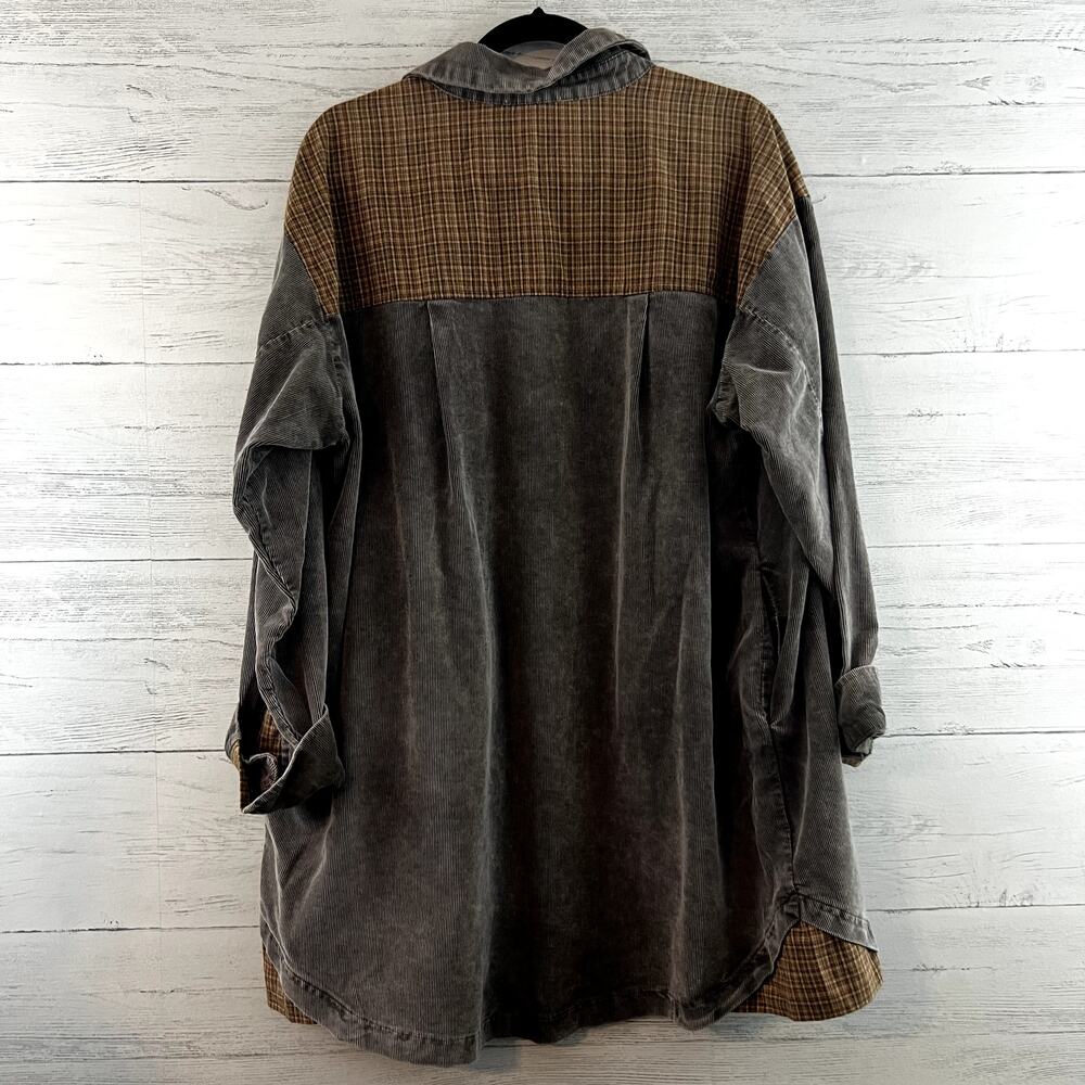 Dress Up Gray Corduroy & Plaid Shacket Size L - Picture 2 of 11